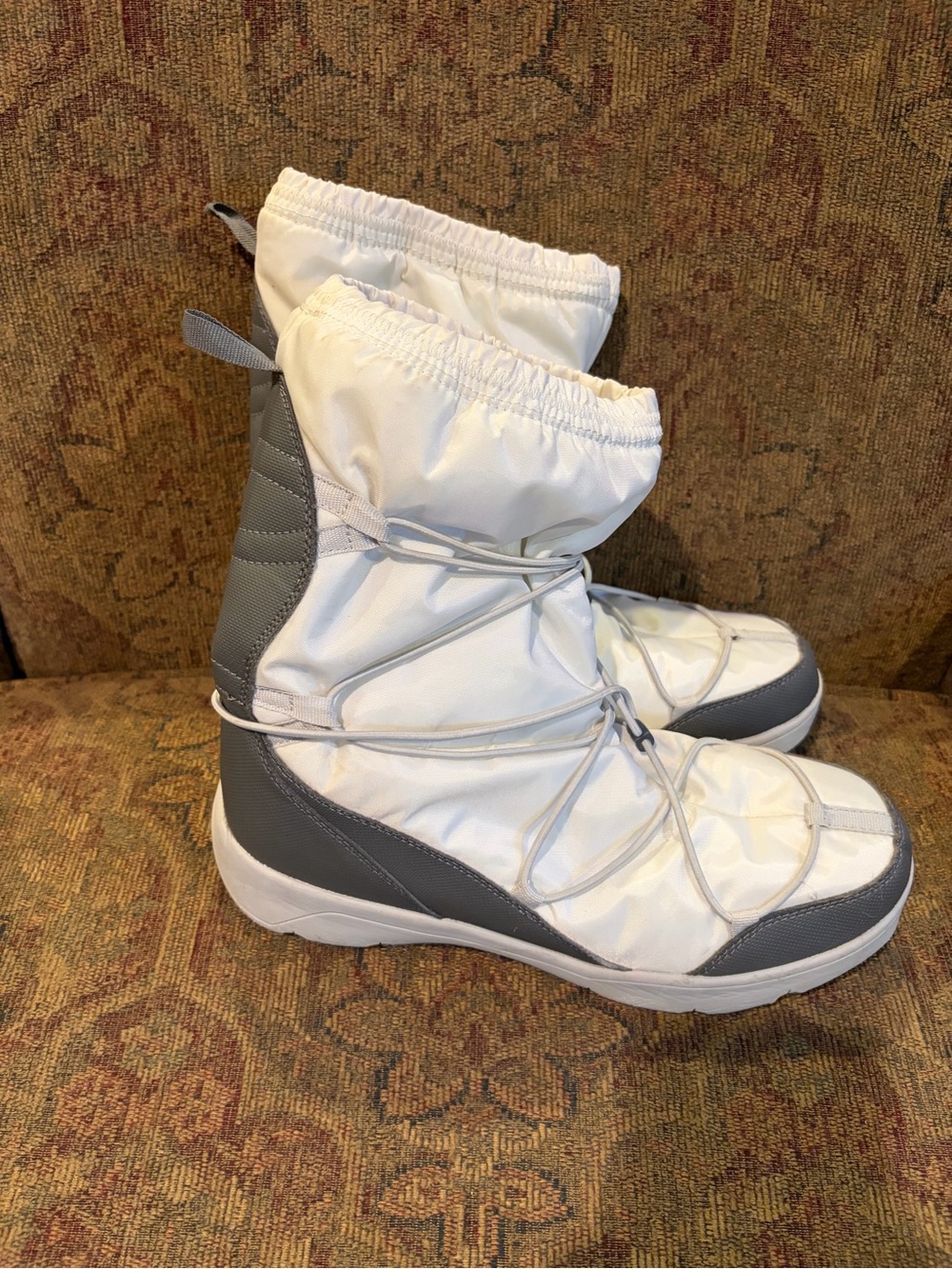 White and Gray Women's Winter Boot